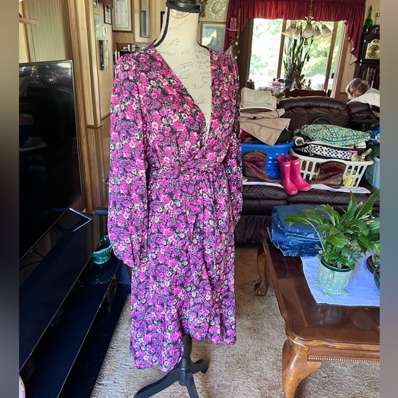 Boohoo Floral Long Sleeve Dress - Pink and Purple - Picture 6 of 16